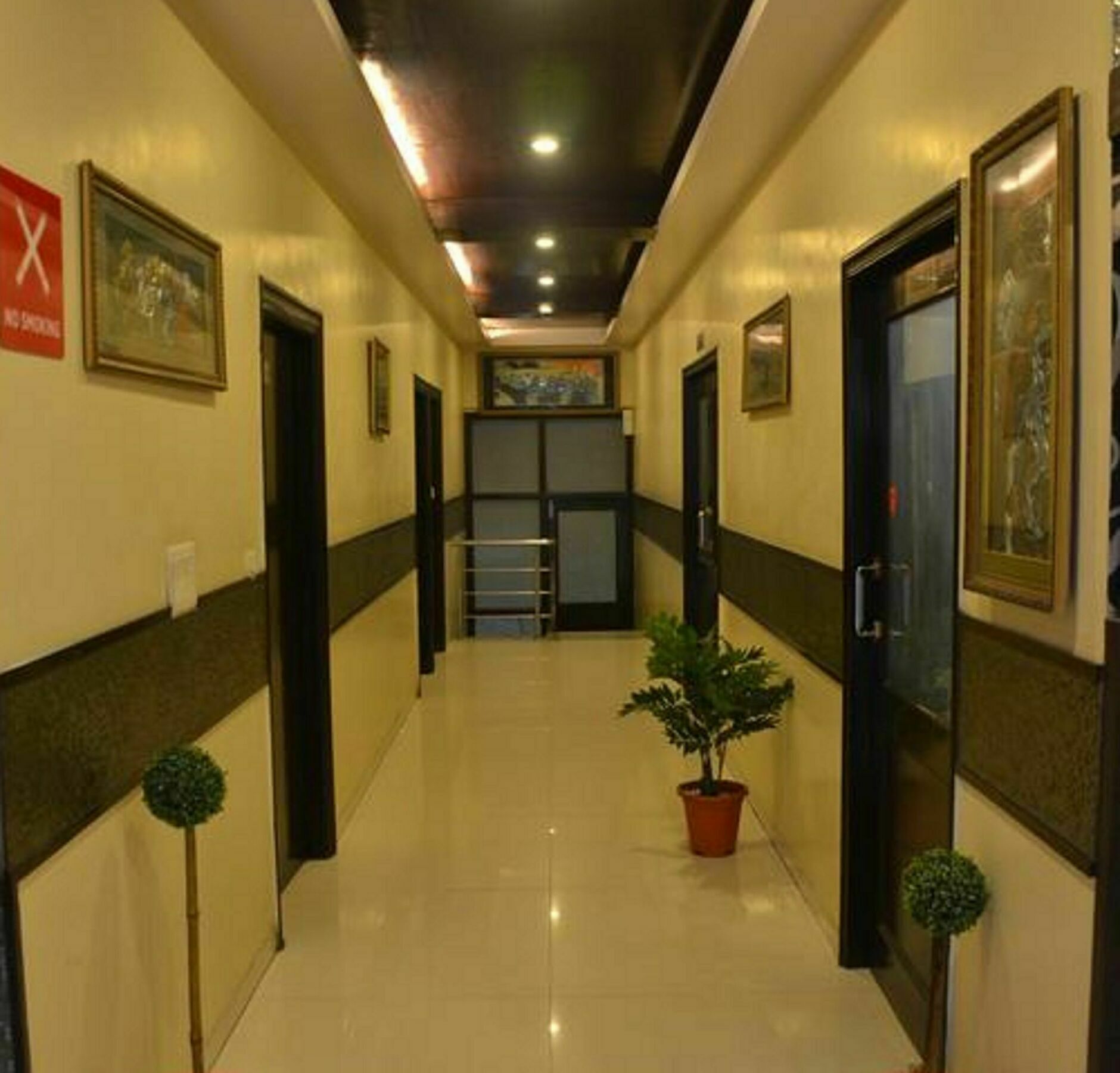 Hotel Jinendra Inn Jaipur Exteriör bild